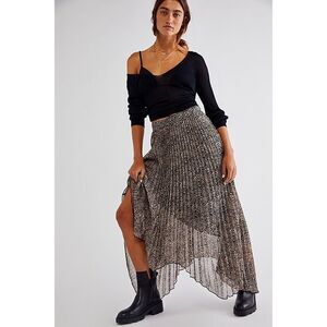 ASTR The Label Black Animal‎ Print Pleated Casual Boho Maxi Skirt Size Small
